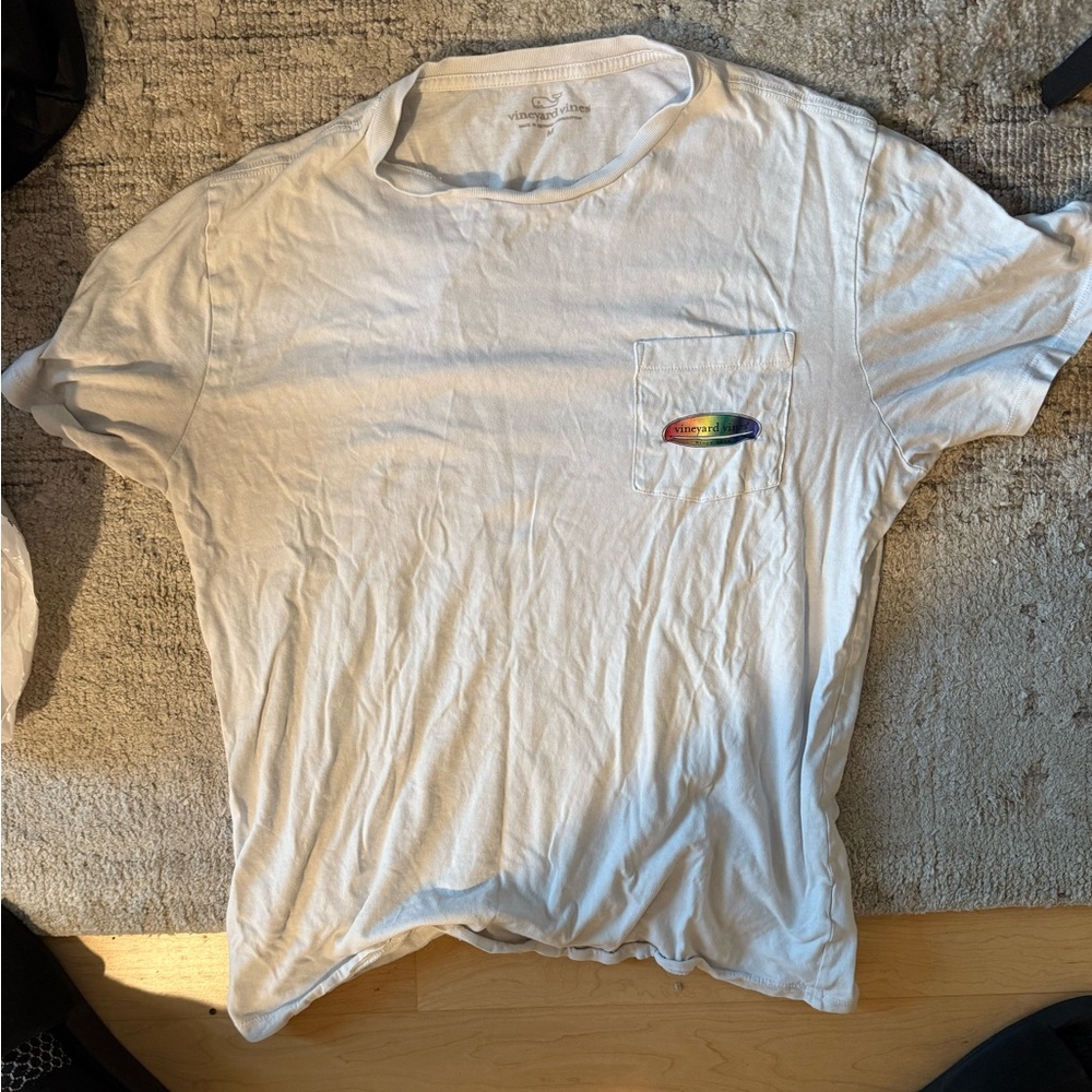 Vineyard Vines Pride Surfboard Tee (Size M)
